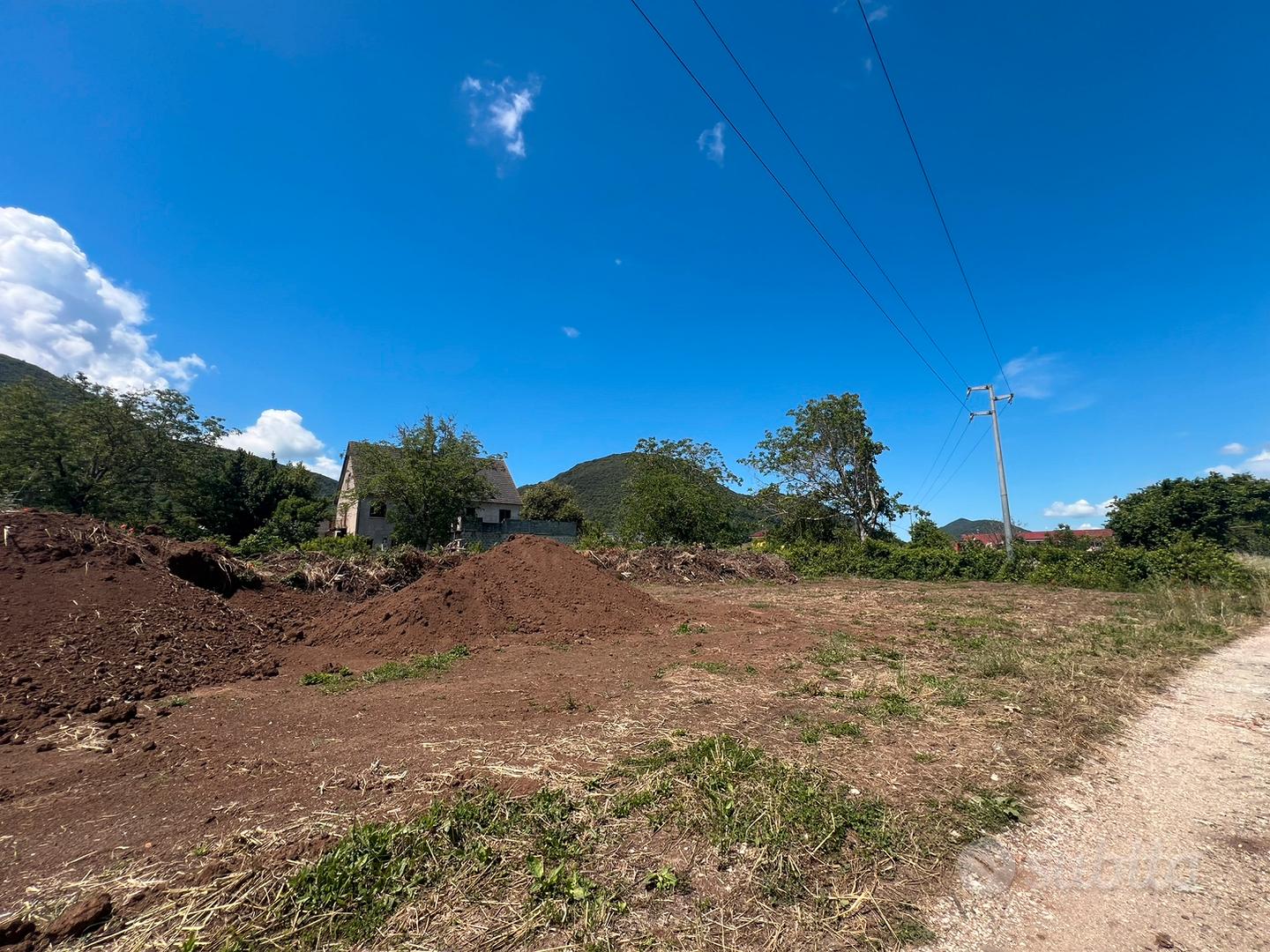 Terreno edificabile 775 mq Baia e Latina (Ce) - Vista 2