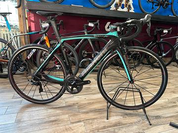 BIANCHI OLTRE XR4 TG.M..."prezzo trattabile"