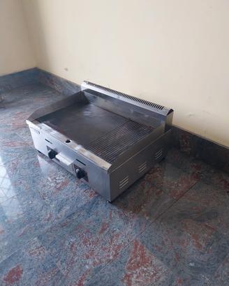 Kebab, griglia a gas,bilancia,macchina per pasta