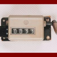 Contacolpi a 4 cifre, con comando a destra