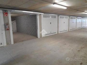 MAGAZZINO A ROMANO D'EZZELINO