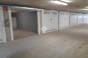 MAGAZZINO A ROMANO D'EZZELINO