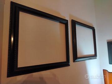 Coppia cornici laccate nere guilloche 