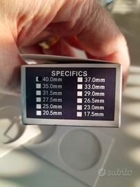 Due confezioni da 50pz di oblò per monete 40mm