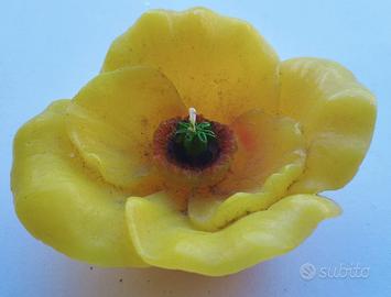 Candela a forma di fiore 