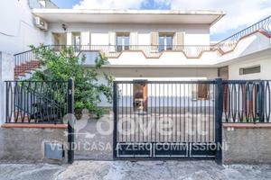 Villa di 200 m² con 4 locali a Tertenia