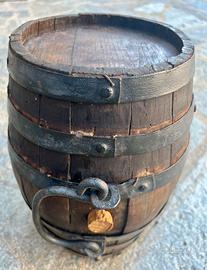 Antica Piccola Botte in Legno e Ferro