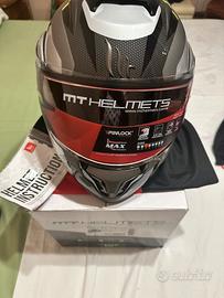 Casco MT HELMETS