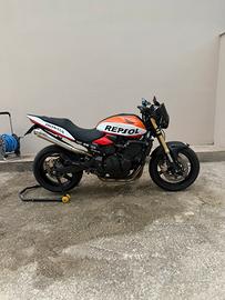Honda hornet 2005