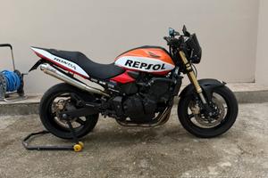Honda hornet 2005