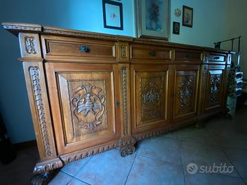 Tavolo con 6 sedie + credenza anni 70