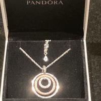 Pandora 389483C01 Collana Cerchi Infiniti