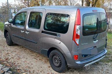renault kangoo maxi 7 posti autovettura