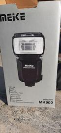 Flash Meyke MK900 per Nikon  TTL