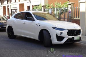 Maserati Levante MHEV 330 CV AWD Executive
