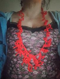 collana effetto corallo uncinetto 