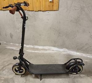 monopattino elettrico