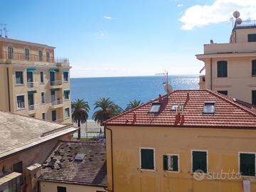 30 mt dal mare in centro, 8 posti letto