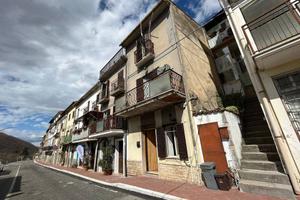 Casa indipendente di 79 m² con 4 locali a Borgoros