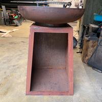 Barbecue moderno in corten