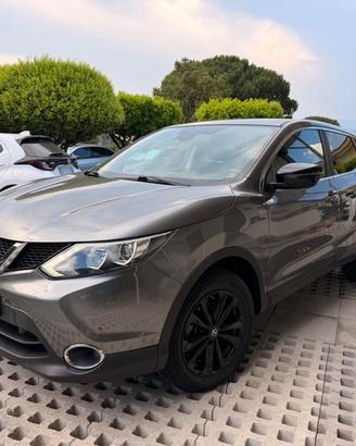 Nissan Qashqai 1.2 DIG-Turbo