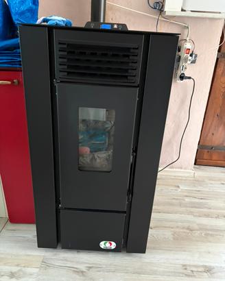 Stufa a pellet KUBO 9kw