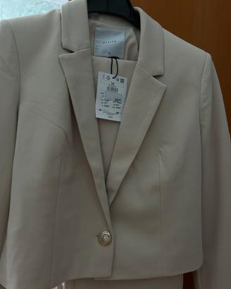 Tailleur donna