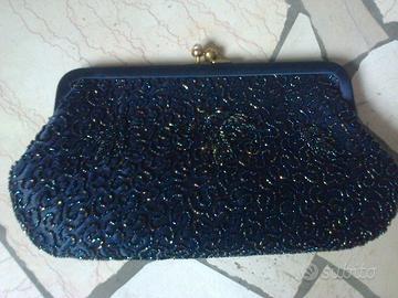 Pochette raso blu scuro vintage con strass