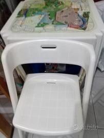 tavolino con sedia