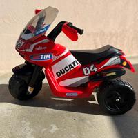 Moto elettrica Ducati Peg Perego