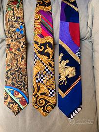 N.3 Cravatte in seta GIANNI VERSACE o prop di acq