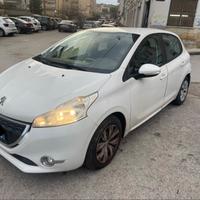Peugeot 208 1.2 VTi 82 CV 5 porte Allure