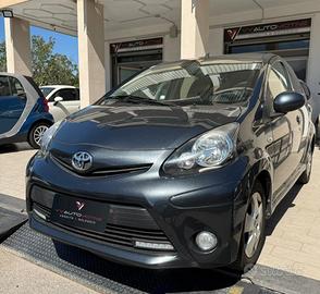 Toyota Aygo 1.0 12V VVT-i 5 porte Lounge CAMBIO AU