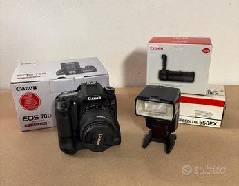 Kit Canon EOS 70D con Ob.18-55 Flash 550EX e BGE14