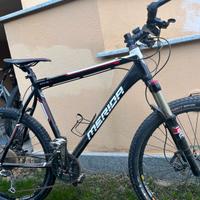 Bicicletta mountain bike Merida