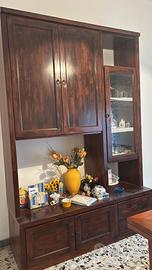 Credenza in arte povera