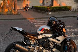 Bmw M 1000 R