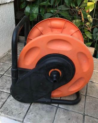 avvolgibile per gomma acqua da parete