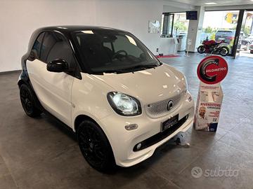 smart forTwo 1.0 twinamic Automatico Tetto Panoram