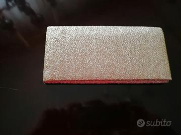 2 Pochette laminate oro e argento