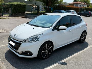 Peugeot 208 5p 1.6 Bluehdi Active 75cv