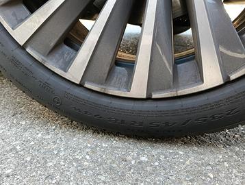 4 pneumatici ESTIVI Pirelli P7 235/45 R18 94W