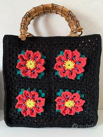 Borsa a mano - nera con fiori in 3D