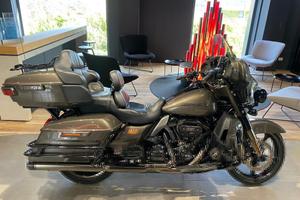 HARLEY DAVIDSON CVO 1923 Limited CVO 117 Limited m