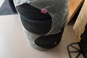 4 Pirelli Scorpion 235/45 R20 100H XL Nuove