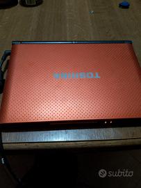 Toshiba con borsa 