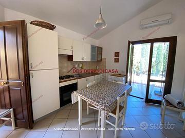 Appartamento, Campofelice di Roccella.