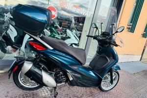 PIAGGIO Beverly 300 i.e. HPE TUTTO INCLUSO ANCHE