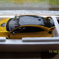 Honda Civic Type R gialla 1/18 Ottomobile OT1111