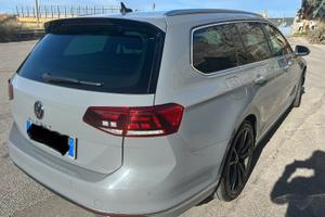 VOLKSWAGEN PASSAT VARIANT EXECUTIVE  R LINE